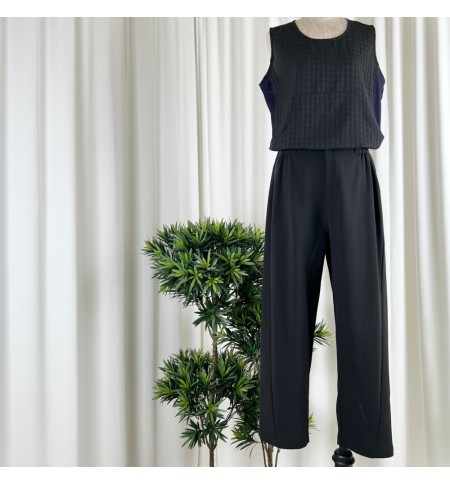 CROPPED TAPERED-LEG PANTS